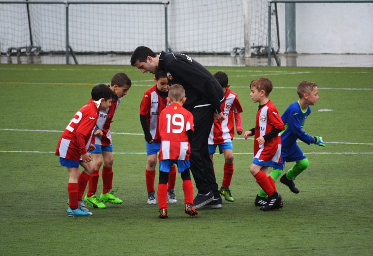 Volunteer with children